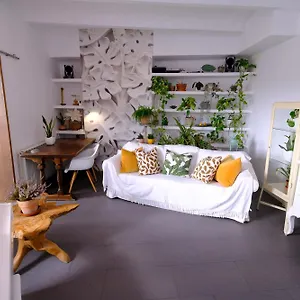 Casa Guest House, For Mountain Lovers! Bed & Breakfast